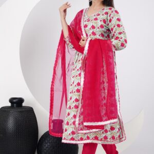 New Stylish Purple Pink Floral Ethnic Kurti, Pant set with Dupatta for Women And Girls